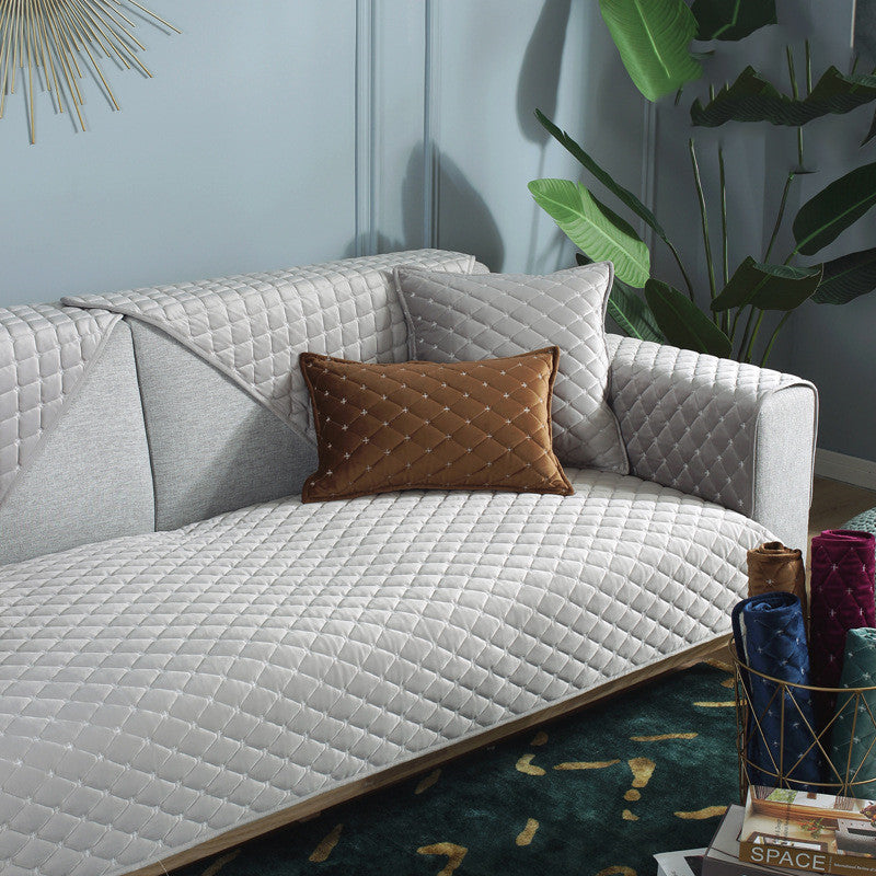 Plüsch gepolsterter & rutschfester Sofabezug