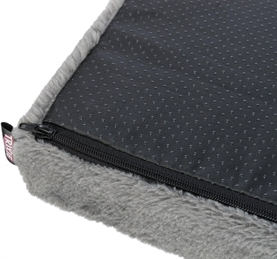 Trixie Vital Lonni Grau